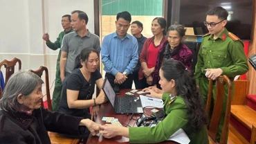 Việc thu nhận mẫu ADN của thân nhân liệt sĩ được các địa phương, đơn vị ở Hà Tĩnh phối hợp tổ chức chặt chẽ, tiện lợi.