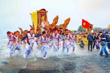 Một số vấn đề trong phát triển nhận thức lý luận của Đảng về bảo tồn, phát huy giá trị di sản văn hóa gắn với phát triển kinh tế-xã hội qua gần 40 năm đổi mới
