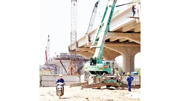 Hầu hết các gói thầu xây lắp thuộc dự án vành đai 3 đoạn qua địa bàn Thành phố Hồ Chí Minh đang thiếu vật liệu cát để san lấp nền.