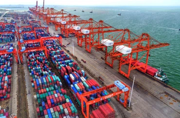 Cảng Khâm Châu thuộc Khu tự trị Quảng Tây, nơi có nhiều hàng hóa giao thương giữa Trung Quốc và ASEAN. (Ảnh: People.com.cn)