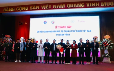 Lễ ra mắt Chi hội vận động hiến mô và bộ phận cơ thể người tại Bệnh viện E