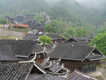 Làng cổ Nhạn Nga Giới. (Ảnh: HỒ QUÂN)