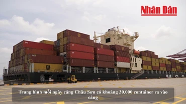 [Video] Cảng Châu Sơn - một trong những cảng biển bận rộn nhất thế giới