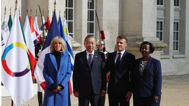 Tổng thống Cộng hòa Pháp Emmanuel Macron và Tổng Thư ký Pháp ngữ Louise Mushikiwabo đón Tổng Bí thư, Chủ tịch nước Tô Lâm.