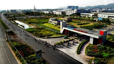 Bất động sản công nghiệp thu hút nhiều nhà đầu tư từ các doanh nghiệp trong và ngoài nước. (Ảnh: LÊ DANH LAM)