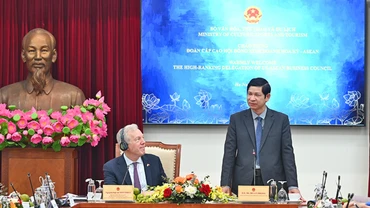 Thứ trưởng Văn hóa, Thể thao và Du lịch Hồ An Phong phát biểu tại buổi làm việc. (Ảnh: TITC)