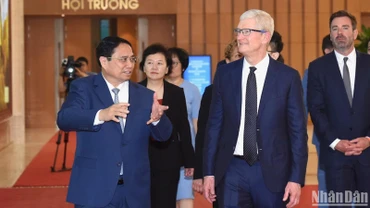 Thủ tướng Phạm Minh Chính đã tiếp Giám đốc điều hành Tập đoàn Apple Tim Cook tại Trụ sở Chính phủ.