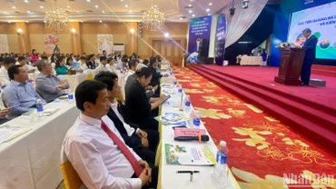Toàn cảnh Hội nghị xúc tiến, quảng bá du lịch đồng bằng sông Cửu Long và Kiên Giang tại Hà Nội.