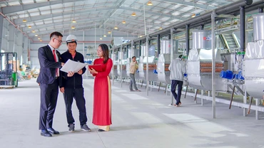 Agribank triển khai đồng bộ các giải pháp để có điều kiện giảm lãi suất cho vay, đồng hành cùng người dân, doanh nghiệp phát triển sản xuất kinh doanh.