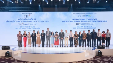 Các đại biểu trong nước và quốc tế tham gia Hội thảo.