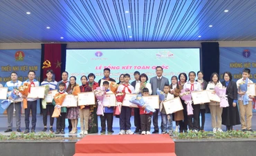 Lễ trao giải Cuộc thi tìm hiểu kiến thức về phòng, chống tác hại của thuốc lá dành cho thiếu nhi năm 2023