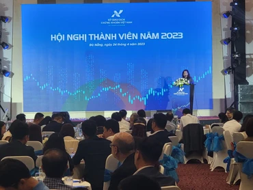Đề nghị các công ty chứng khoán tăng chất lượng hoạt động và cung cấp dịch vụ