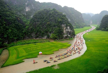 Tam Cốc - Bích Động là điểm đến hoàn hảo dành cho những ai muốn khám phá trọn vẹn vẻ đẹp non sông. (Ảnh: Sở Du lịch Ninh Bình)
