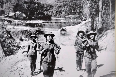 Những cô gái mở đường Trường Sơn đẹp như trong "Bài ca mở đường". Ảnh: Hoàng Kim Đáng