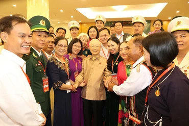 Tổng Bí thư Nguyễn Phú Trọng gặp mặt đại biểu điển hình tiêu biểu toàn quốc học tập và làm theo tư tưởng, đạo đức, phong cách Hồ Chí Minh ngày 2/11/2023. Ảnh: TTXVN