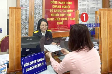 Ngành thuế tăng cường hỗ trợ người dân thực hiện các thủ tục hành chính về thuế