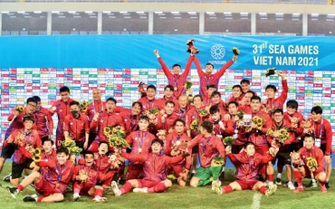 Đội tuyển U23 Việt Nam giành Huy chương vàng SEA Games 31. Ảnh: TRẦN HẢI