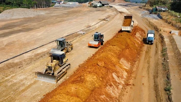 Dự án hạ tầng kỹ thuật tiểu khu đô thị số 15, thành phố Lào Cai đang được triển khai thi công. 