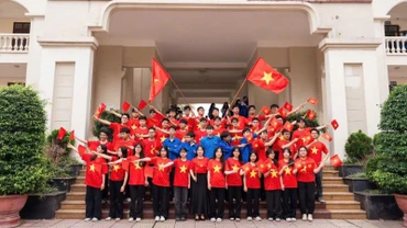 Học sinh Trường THPT Hàn Thuyên (phường Võ Cường, tỉnh Bắc Ninh) sẵn sàng bước vào năm học mới.