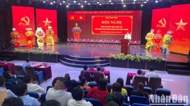 Quang cảnh buổi lễ.