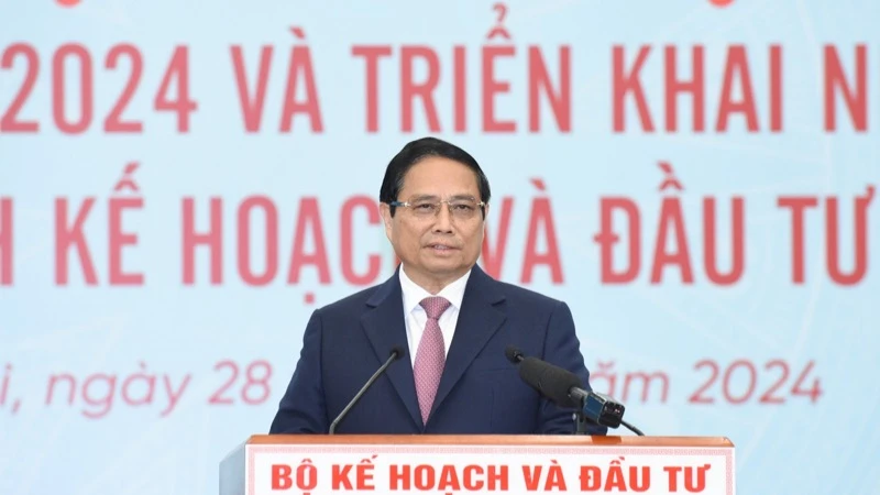 Thủ tướng Phạm Minh Chính phát biểu ý kiến chỉ đạo hội nghị. (Ảnh: TRẦN HẢI)