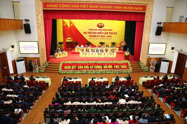 Quang cảnh Đại hội Đảng bộ tỉnh Điện Biên lần thứ XV, nhiệm kỳ 2025-2030. fg2a3094.jpg
