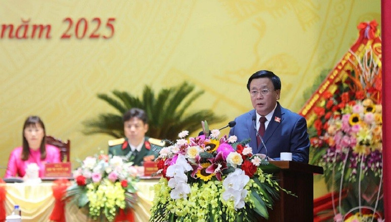 Comrade Nguyen Xuan Thang, Politburo member, Director of the Ho Chi Minh National Academy of Politics, Chairman of the Central Theoretical Council, delivered a speech at the 15th Dien Bien Provincial Party Congress, term 2025-2030. img-9572.jpg