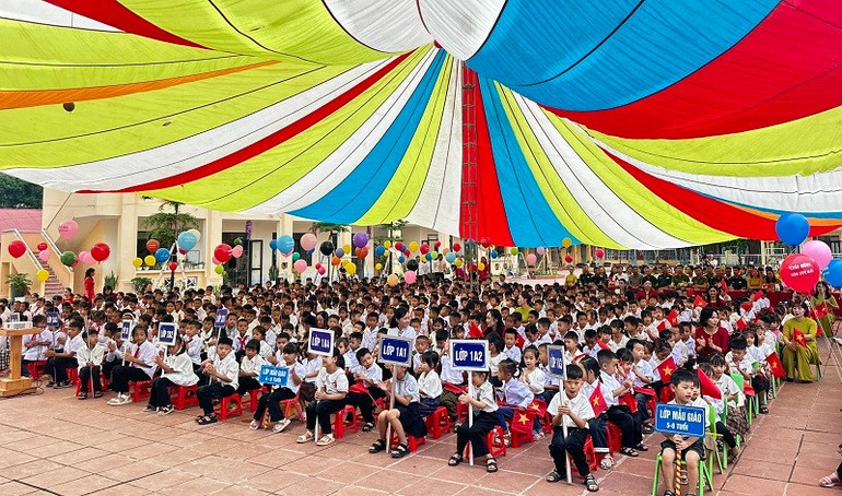 Học sinh Trường mầm non và phổ thông dân tộc bán trú tiểu học Hoàng Văn Nô trên địa bàn xã Mường Nhé (tỉnh Điện Biên) trong lễ khai giảng năm học mới 2025-2026. 45dd8ac1a6ba4e6a2e0f0fe0c8cf71c7.jpg