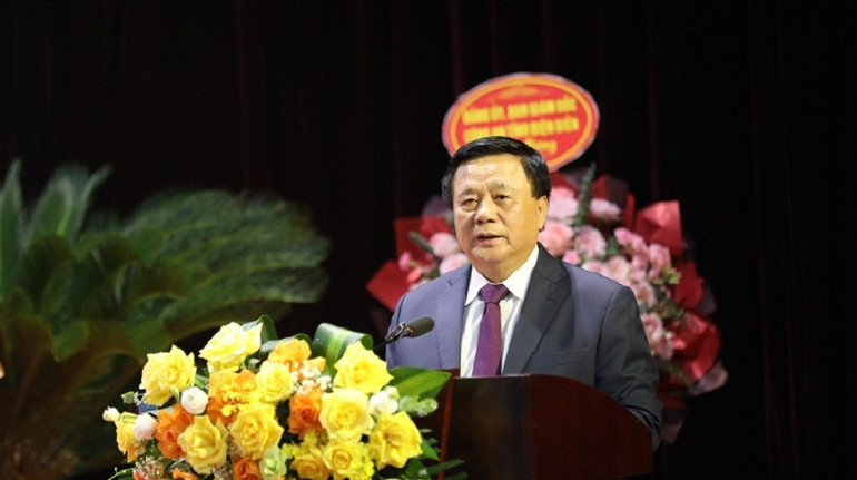 Đồng chí Nguyễn Xuân Thắng, phát biểu tại lễ Công bố, trao bằng công nhận đạt chuẩn mức độ 1 cho Trường Chính trị tỉnh Điện Biên. 5i4a3036.jpg