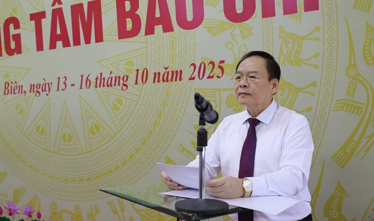 Đồng chí Mùa A Sơn, Phó Bí thư Thường trực Tỉnh ủy Điện Biên gửi lời cảm ơn các cơ quan báo chí Trung ương đã cử phóng viên dự, đưa tin về Đại hội Đảng bộ tỉnh Điện Biên lần thứ 15, sẽ được tổ chức từ ngày 14-16/10. img-9480.jpg