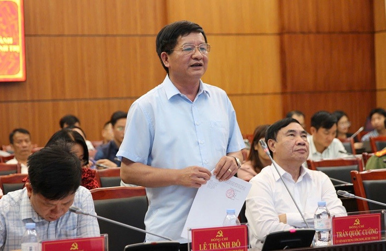 Đồng chí Lê Thành Đô, Chủ tịch Ủy ban nhân dân tỉnh Điện Biên đề nghị các xã tiếp tục rà soát, hoàn thiện các điều kiện làm việc bảo đảm vận hành thông suốt. img-6019.jpg
