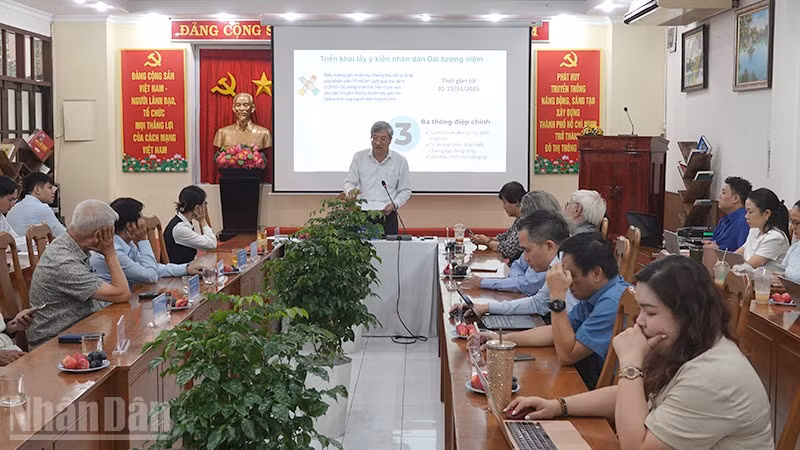 Quang cảnh buổi tọa đàm. (Ảnh: LINH BẢO)