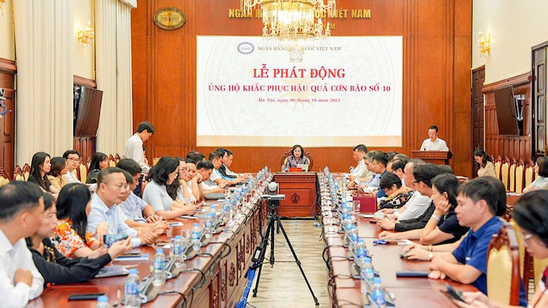 Toàn cảnh lễ phát động. img-4133.jpg