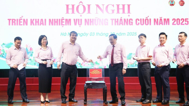 Social Policy Bank supports people affected by storms and floods. img-4120-6627.jpg