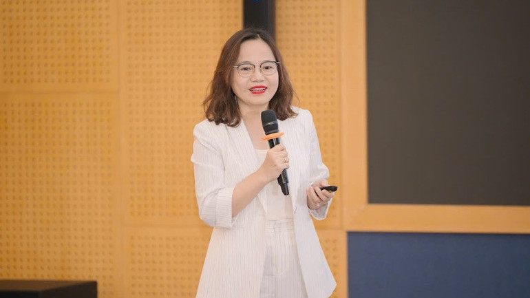 Phó Giáo sư, Tiến sĩ Phạm Thị Liên - Giám đốc Đào tạo, Trưởng khoa Kinh doanh và Tài chính (Asia University Vietnam). img-2988.jpg