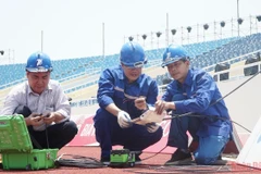 Tốc độ VinaPhone 5G tại Sân vận động quốc gia Mỹ Đình đạt từ 900Mbps đến 1Gbps.