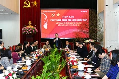 Buổi họp báo về việc phát sóng phim tài liệu nhiều tập “Việt Nam thời đại Hồ Chí Minh”.
