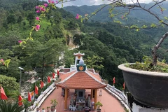 Nhà bia Đền thờ các Anh hùng liệt sĩ mặt trận Vị Xuyên.