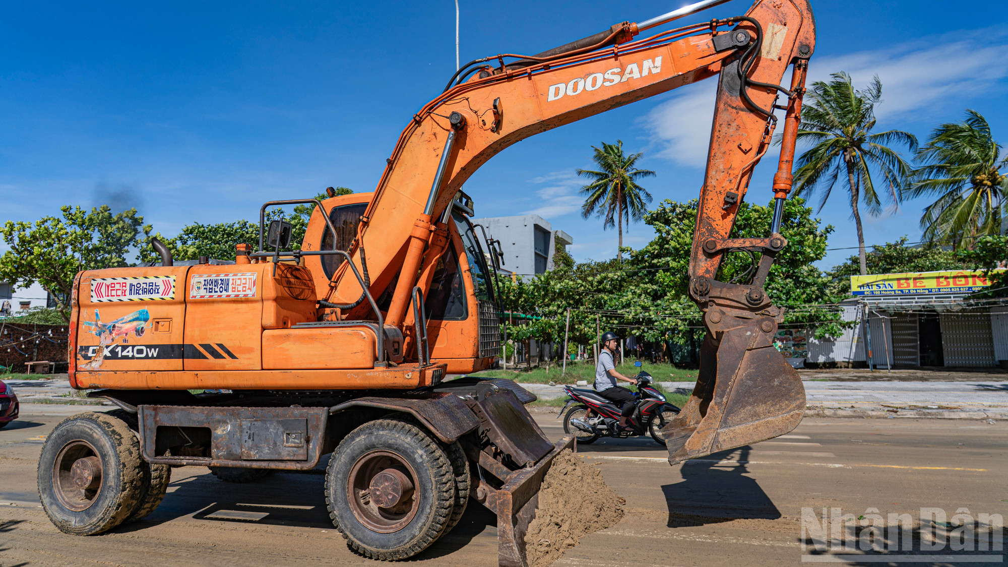 Moderna medel mobiliseras för effektiv rengöring. ndo_br_don-10.jpg