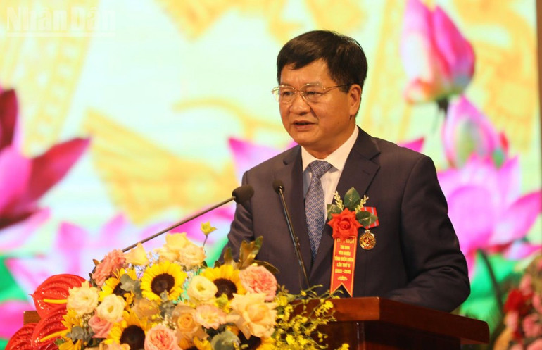 Đồng chí Lê Thành Đô, Chủ tịch Ủy ban nhân dân tỉnh Điện Biên phát biểu tại Đại hội thi đua yêu nước tỉnh Điện Biên lần thứ VI. ndo_tl_z7024250438900-0047fa6ffdcbb9af9d3a547c96a0d6ae.jpg