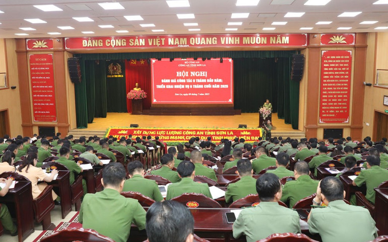 Hội nghị đánh giá công tác 6 tháng đầu năm, triển khai nhiệm vụ 6 tháng cuối năm 2025. 1.jpg