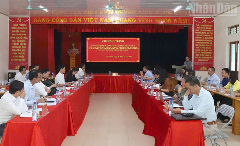 Đoàn công tác làm việc tại xã Ngọc Chiến, tỉnh Sơn La. ndo_tr_6.jpg