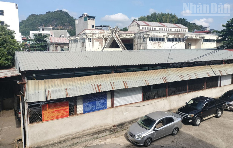 Trung tâm Đăng kiểm xe cơ giới số 2602D trước đây là đơn vị cấp 2 của Sở Giao thông Vận tải tỉnh Sơn La, cổ phần hóa năm 2017 và hết thời gian thuê đất từ tháng 6/2020. ndo_tr_12.jpg