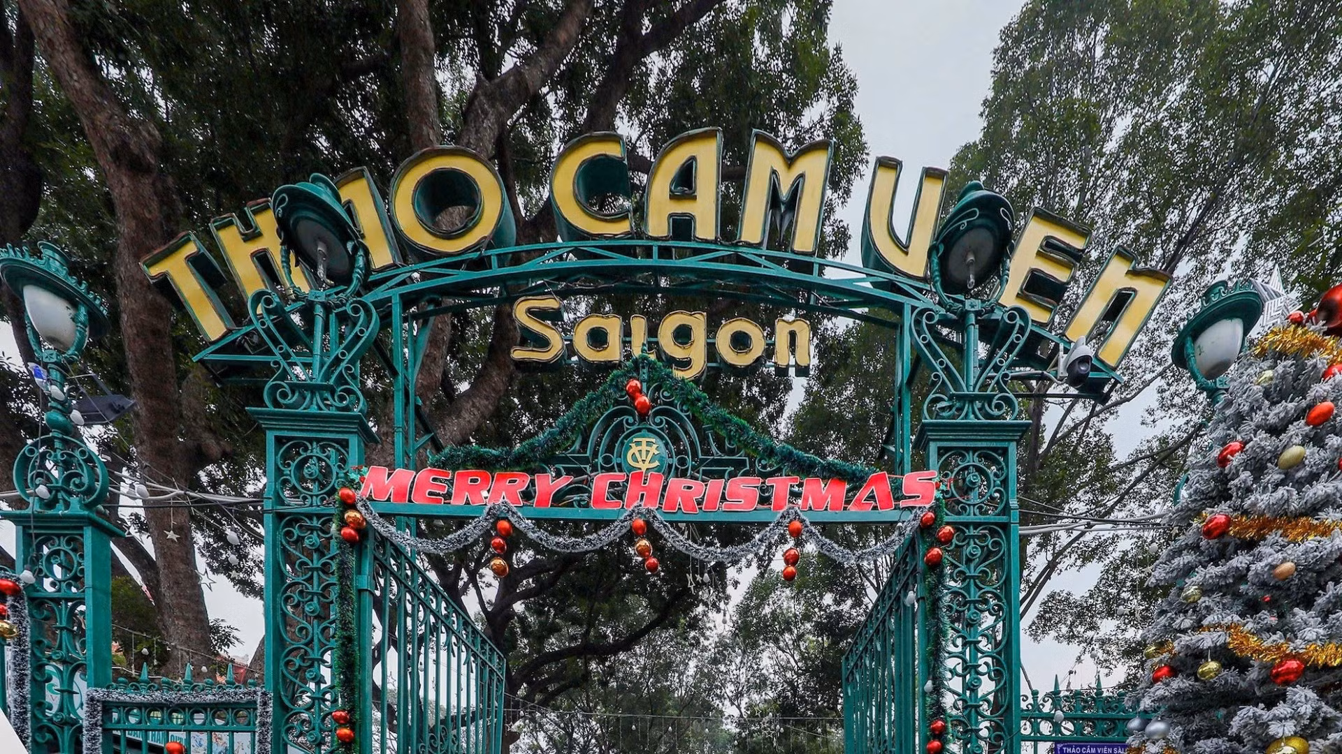 Thảo Cầm Viên Sài Gòn đón hơn 5.500 lượt khách mỗi ngày.