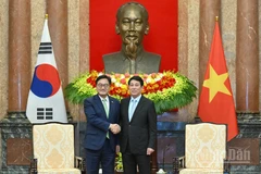 Chủ tịch nước Lương Cường và Chủ tịch Quốc hội Hàn Quốc Woo Won Shik.