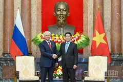 Chủ tịch nước Lương Cường và Chủ tịch Duma Quốc gia Quốc hội Liên bang Nga Vyacheslav Volodin tại buổi tiếp.