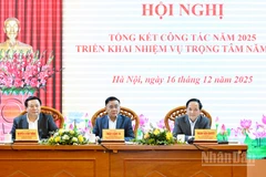 Thường trực Ban Bí thư Trần Cẩm Tú và các đồng chí lãnh đạo chủ trì Hội nghị tổng kết công tác năm 2025, triển khai nhiệm vụ năm 2026 Ban Chỉ đạo 35 Trung ương.
