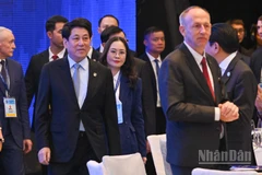 Chủ tịch nước Lương Cường tới dự chiêu đãi.
