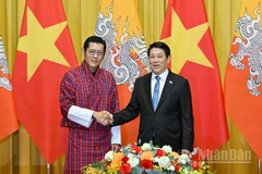 Chủ tịch nước Lương Cường và Quốc vương Bhutan Jigme Khesar Namgyel Wangchuck tại buổi hội đàm.