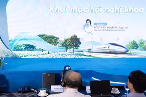 Khai mạc hội thảo tại Hà Nội.